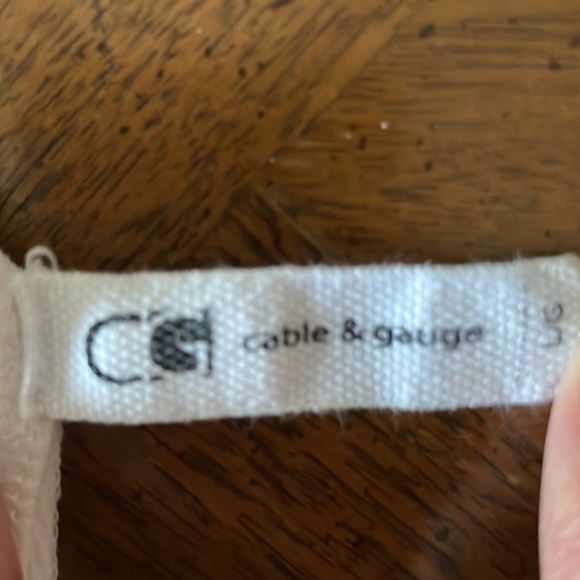 Cable & Gauge white large shirt. - Picture 4 of 6